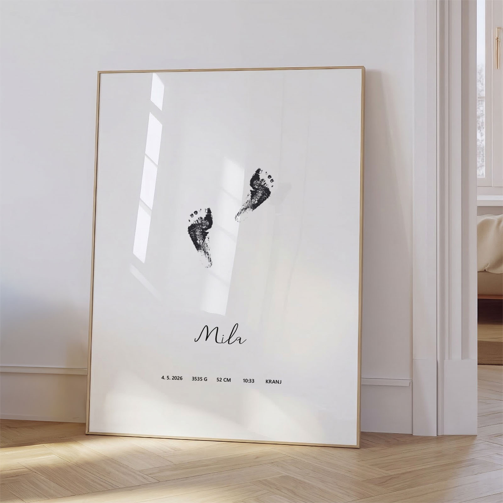 Plakat z rojstnimi podatki in odtisom nogice