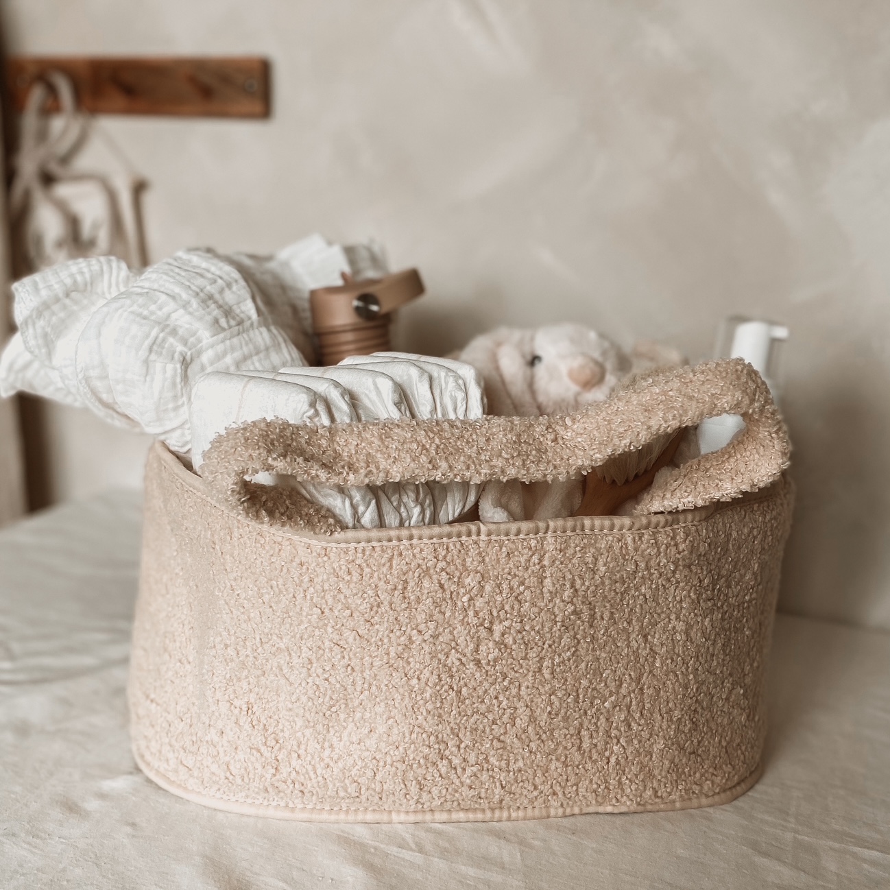 Mobilna košara za pleničke in dodatke