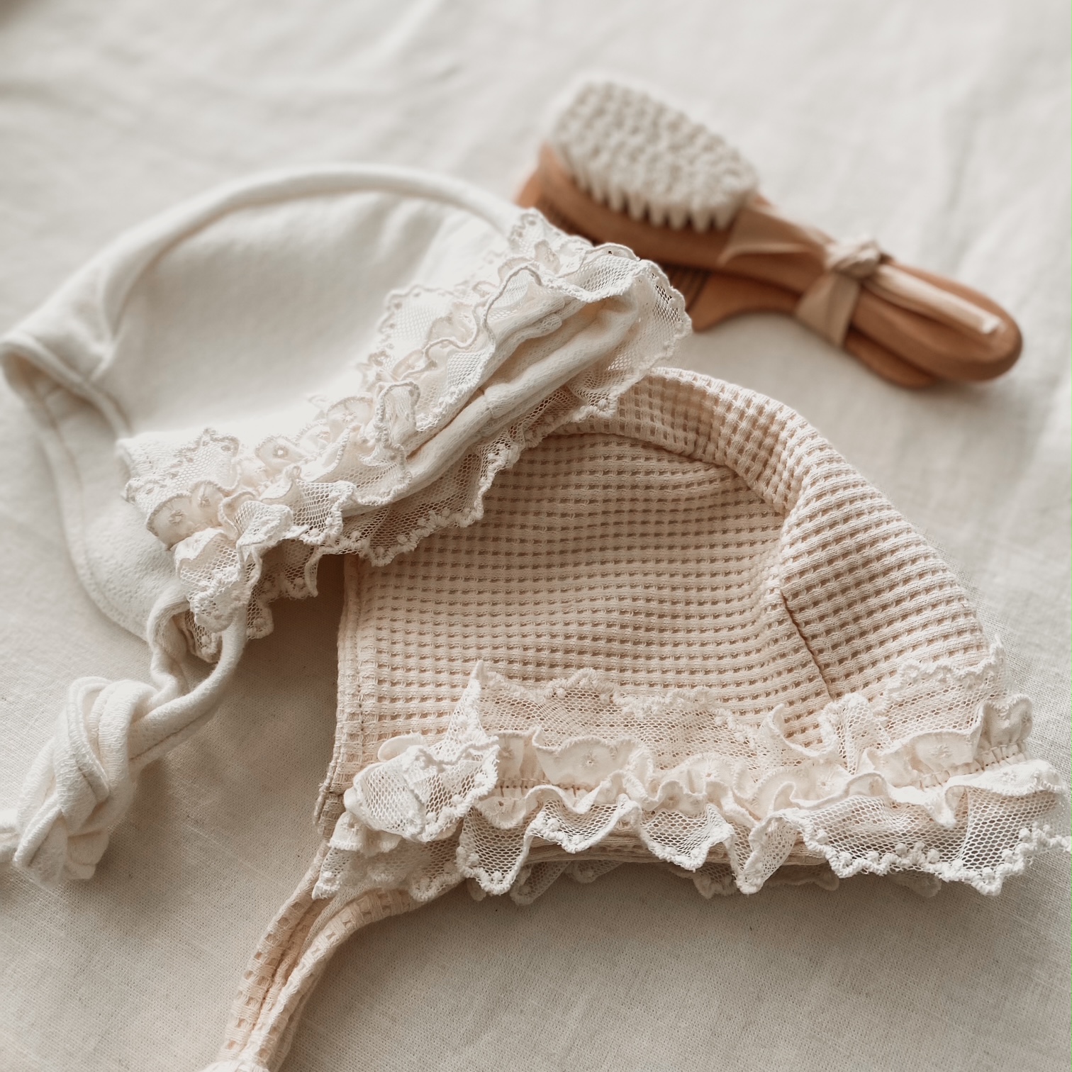 Bonnet kapice z obrobo by Lélah