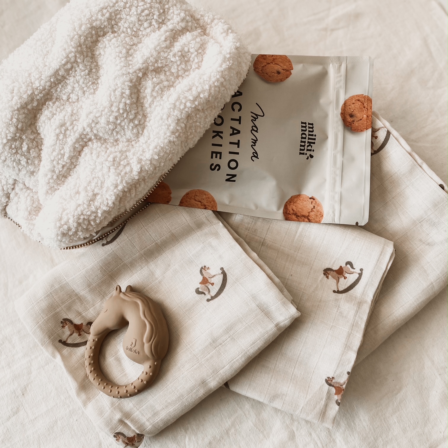 Darilni paket za mamico in dojenčka - Malo presenečenje