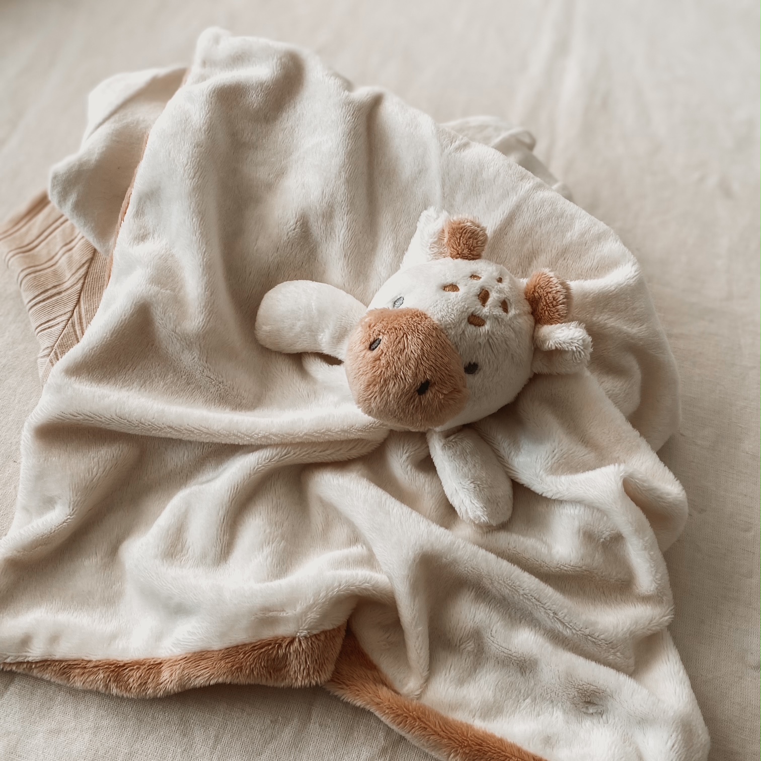 Mehka igrača za novorojenčka - Žirafa