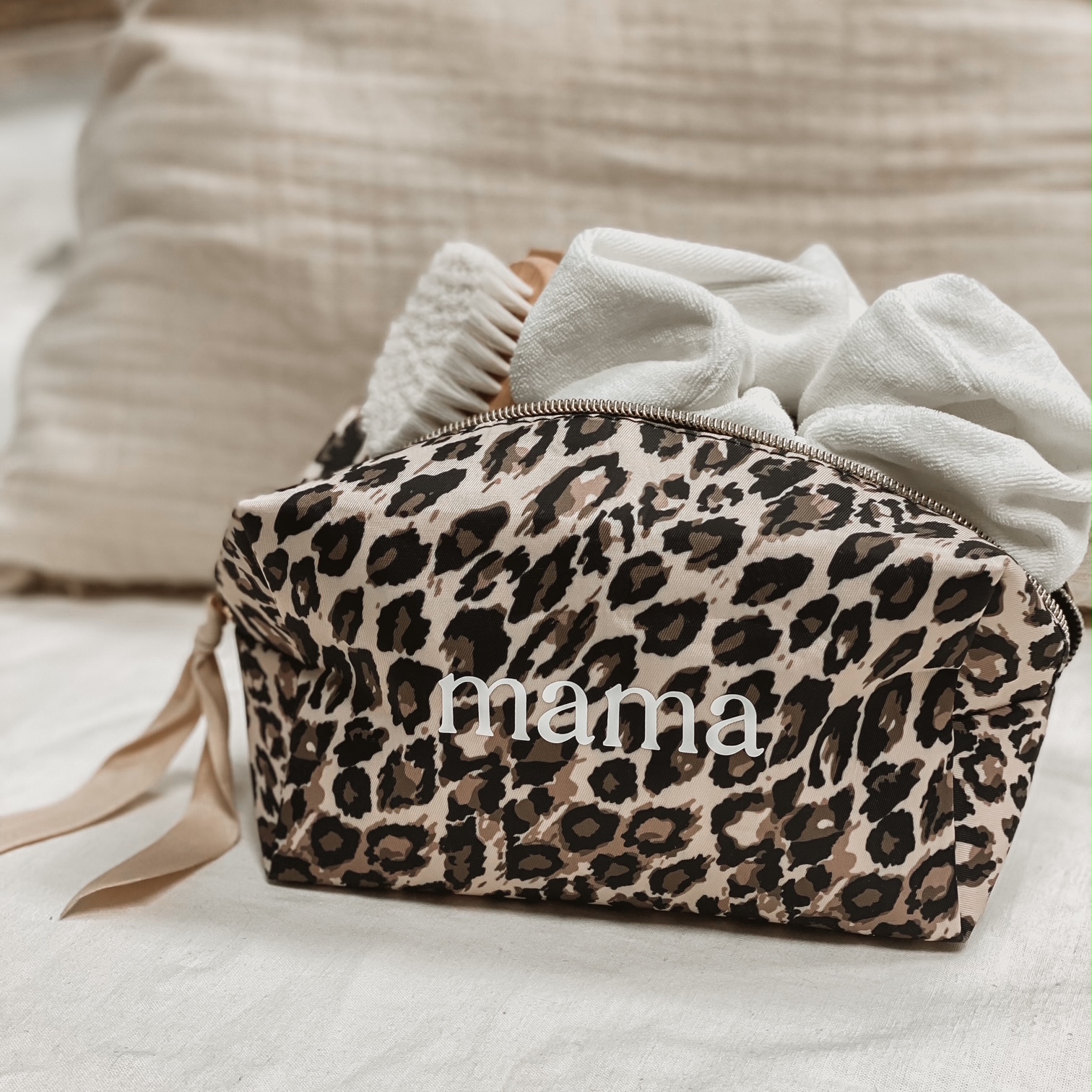 Modna toaletka "mama"