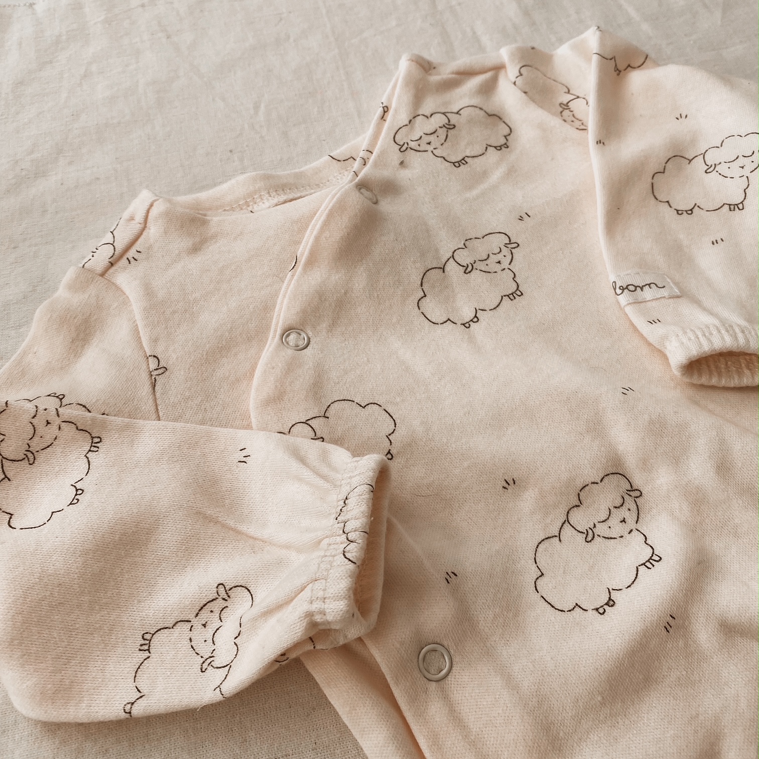 Pajacek za novorjenčka - Ovčka