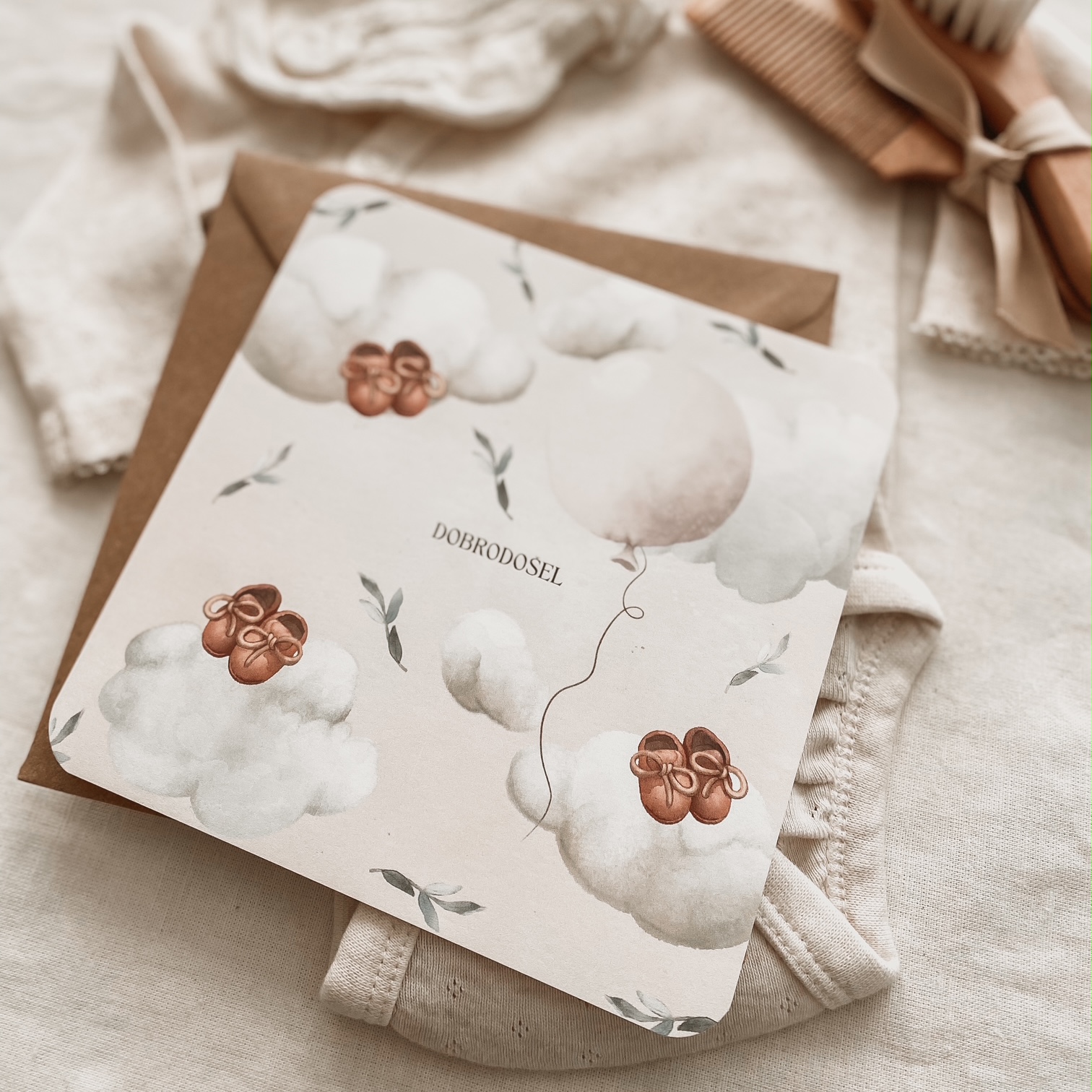 Čestitka ob rojstvu - Oblaki - Vanja in lev