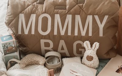 Seznam za porodnišnico: kaj spakirati za mamico in dojenčka