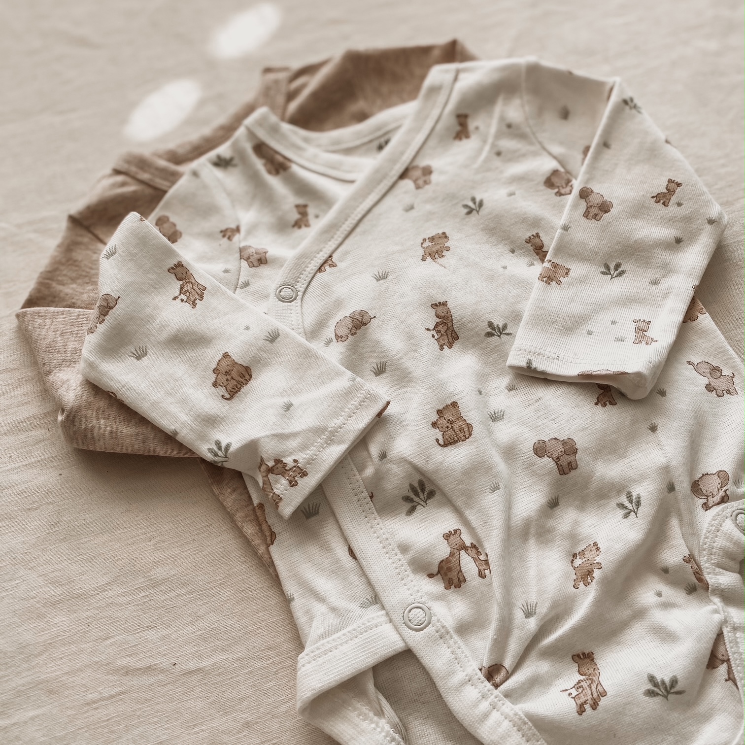 Komplet bodijev za dojenčka - Safari živalice